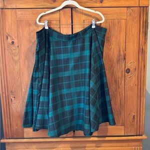 Women’s Green and Black Plaid full A-line Skirt